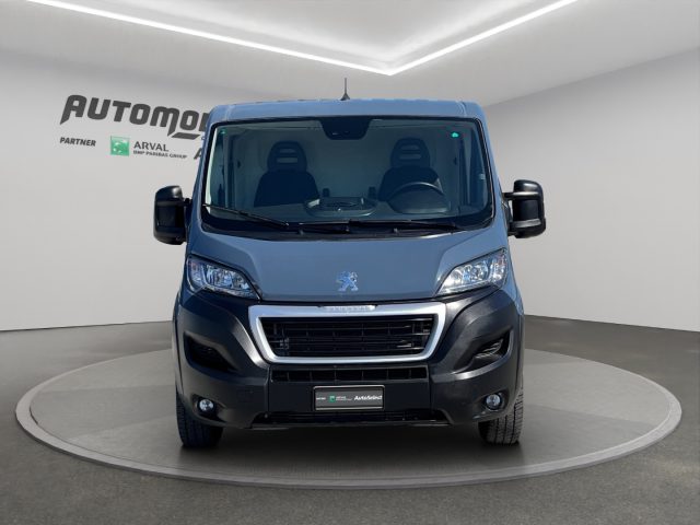 PEUGEOT Boxer usata, con Airbag