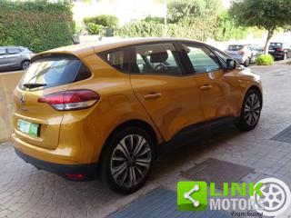 RENAULT Scenic usata, con Alzacristalli elettrici