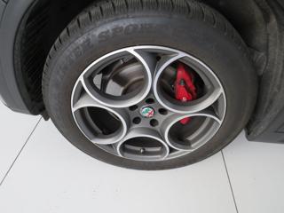 ALFA ROMEO Stelvio usata, con Fari Xenon
