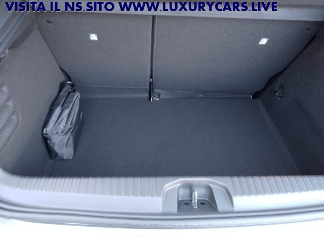 RENAULT Clio usata, con Fari LED