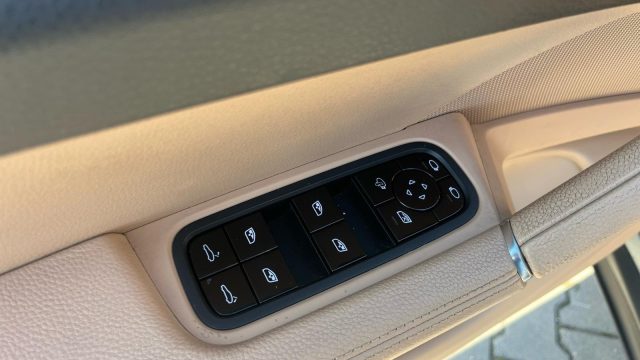 PORSCHE Cayenne usata, con Controllo trazione