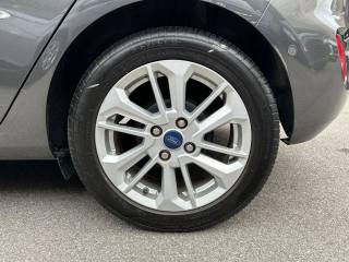 FORD Fiesta usata, con Touch screen