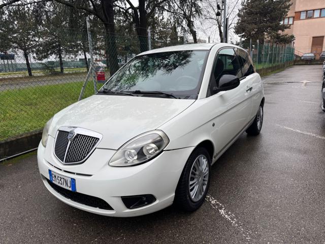LANCIA Ypsilon usata, con ABS