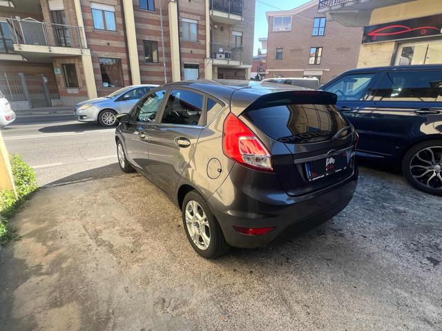 FORD Fiesta usata, con ESP