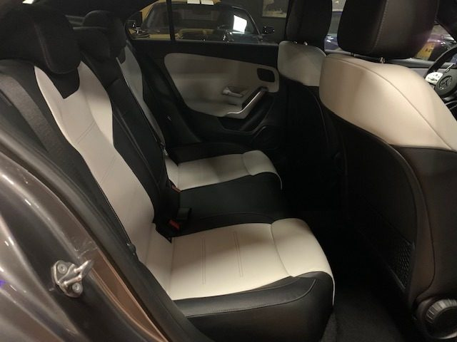 MERCEDES-BENZ A 220 usata, con Volante in pelle