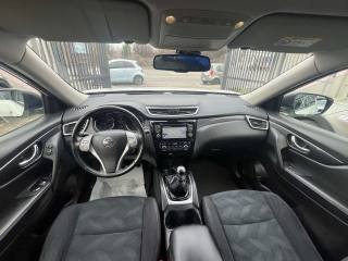 NISSAN X-Trail usata, con Autoradio