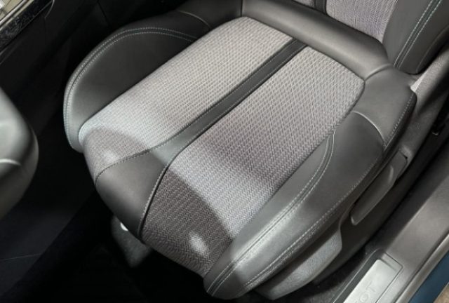 PEUGEOT 3008 usata, con Servosterzo