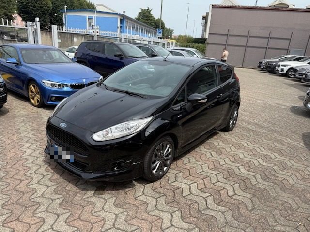 FORD Fiesta usata, con ABS