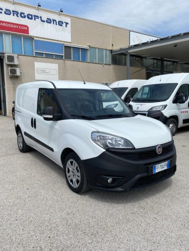 FIAT Doblo usata, con Alzacristalli elettrici