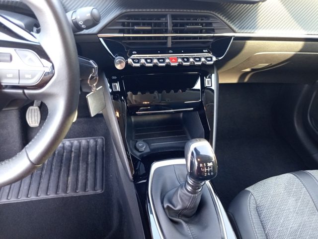 PEUGEOT 208 usata, con Fari LED