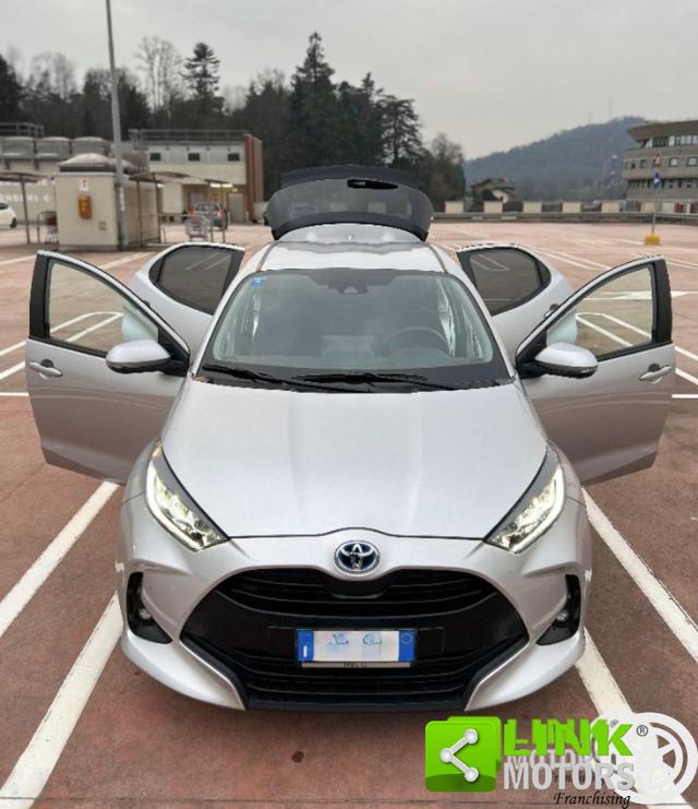 TOYOTA Yaris usata, con Fendinebbia