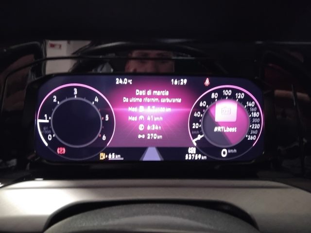 VOLKSWAGEN Golf usata, con Autoradio digitale