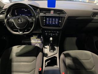 VOLKSWAGEN Tiguan usata, con Sensori di parcheggio anteriori