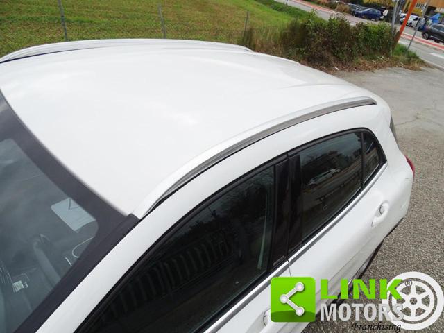 MERCEDES-BENZ GLA 180 usata, con Controllo elettronico della corsia