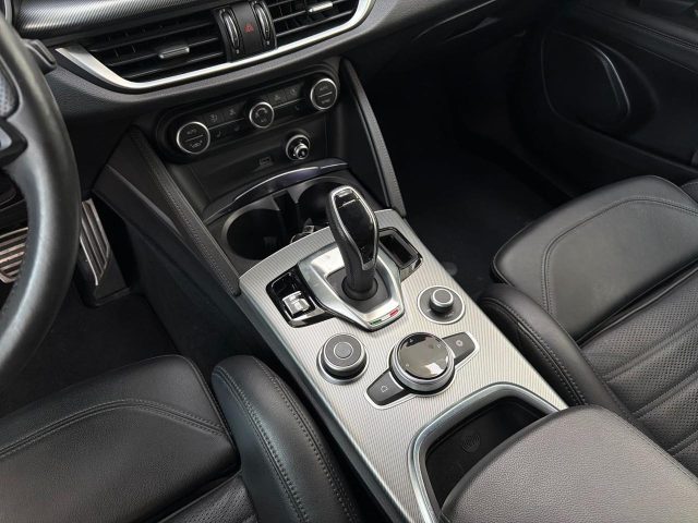ALFA ROMEO Stelvio usata, con Controllo automatico clima
