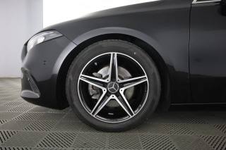 MERCEDES-BENZ A 180 usata 7