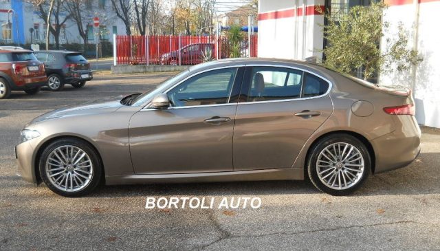 ALFA ROMEO Giulia usata, con Airbag laterali