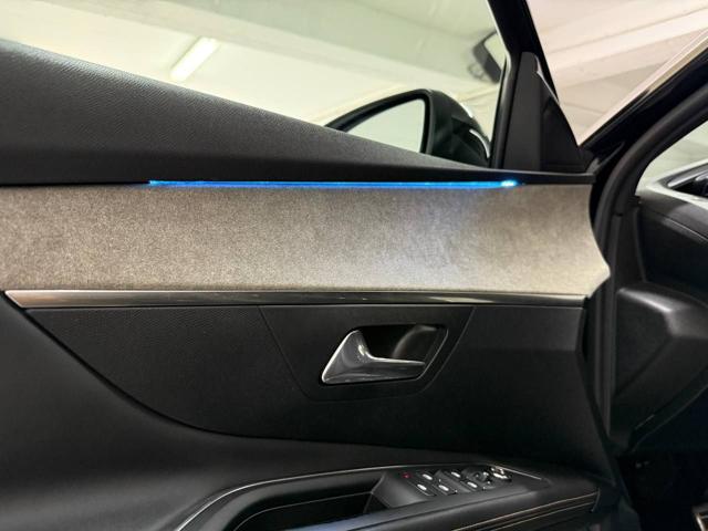 PEUGEOT 3008 usata, con Volante in pelle