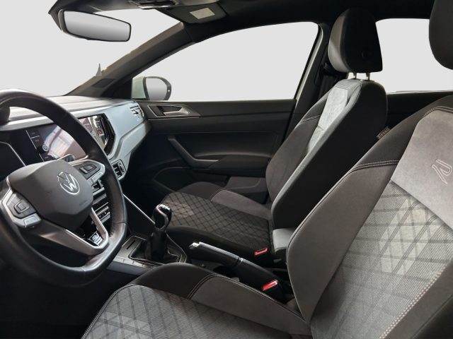 VOLKSWAGEN Taigo usata 8