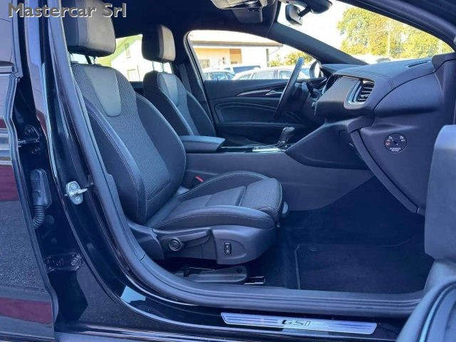 OPEL Insignia usata, con Park Distance Control