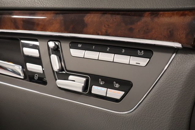 MERCEDES-BENZ S 500 usata, con Cronologia tagliandi