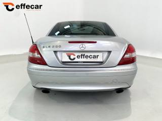 MERCEDES-BENZ SLK 200 usata, con Alzacristalli elettrici
