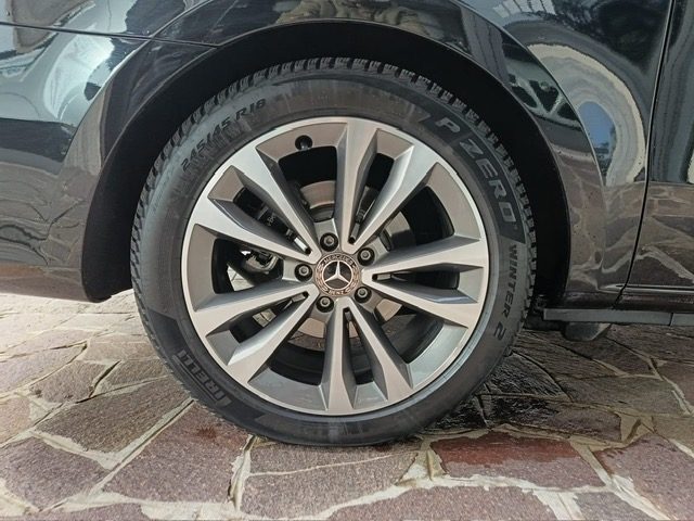 MERCEDES-BENZ V 250 usata, con Alzacristalli elettrici