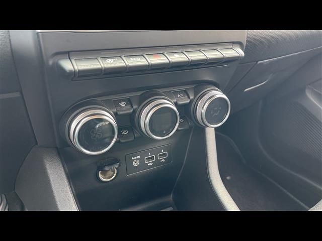 RENAULT Clio usata, con Sensori di parcheggio posteriori