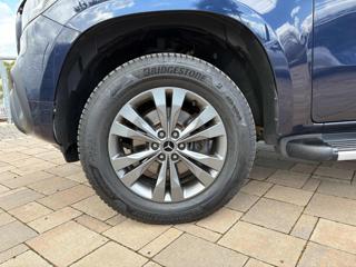 MERCEDES-BENZ X 250 usata, con Autoradio