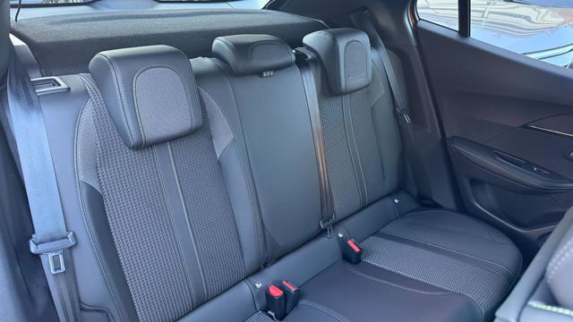 PEUGEOT 2008 usata, con Interni in pelle