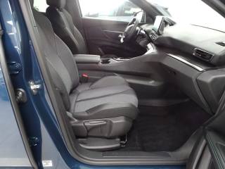 PEUGEOT 3008 usata, con Fari LED