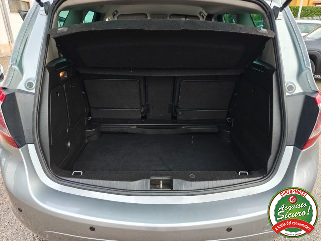 OPEL Meriva usata, con Interni in pelle