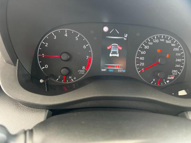 TOYOTA Yaris usata, con USB