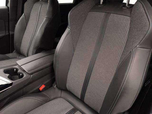 PEUGEOT 5008 usata, con Controllo automatico clima