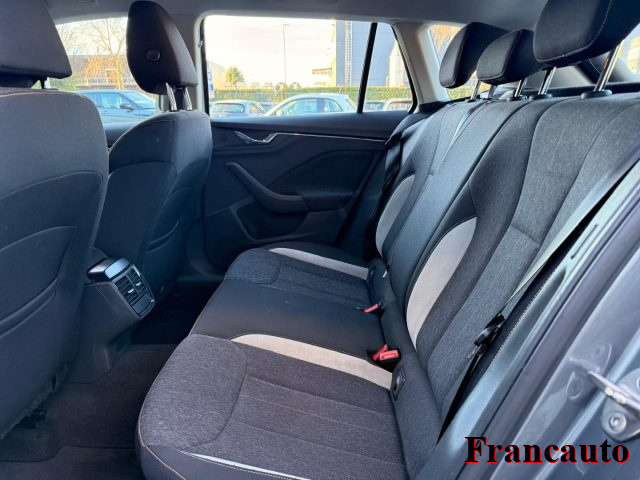 SKODA Kamiq usata, con Climatizzatore