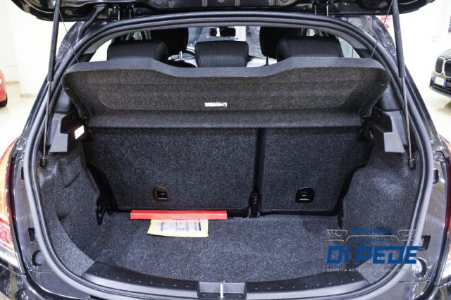 LANCIA Ypsilon usata, con Touch screen