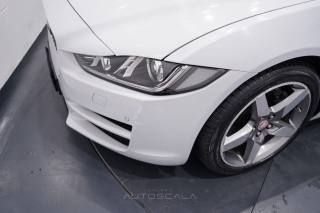 JAGUAR XE usata 32
