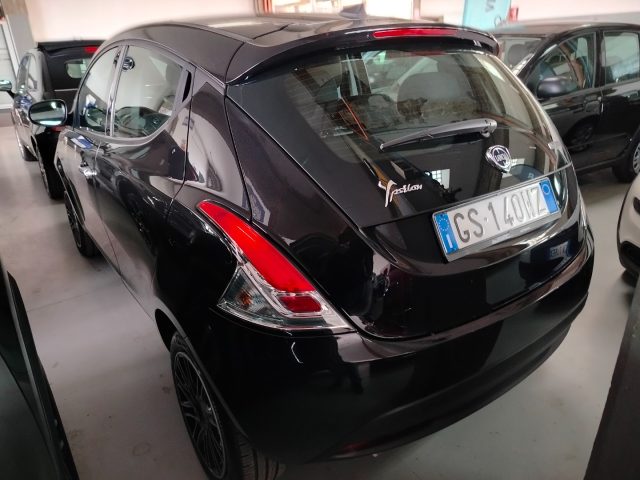 LANCIA Ypsilon usata, con Controllo trazione