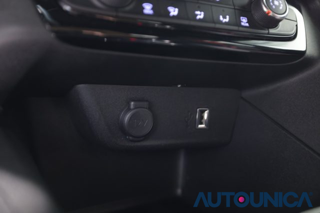 OPEL Corsa usata, con Volante multifunzione