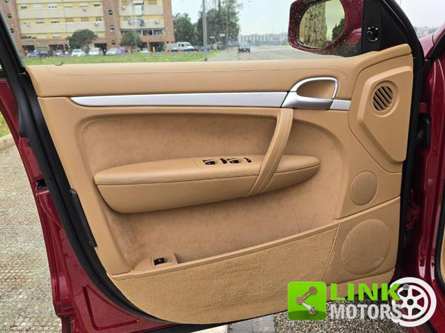 PORSCHE Cayenne usata 32