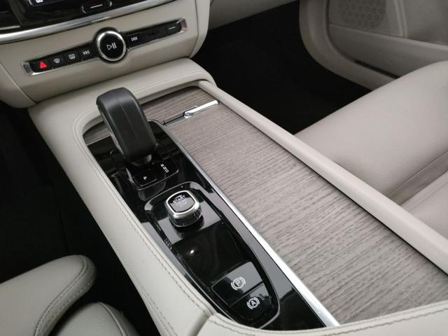 VOLVO V90 Cross Country usata, con Touch screen