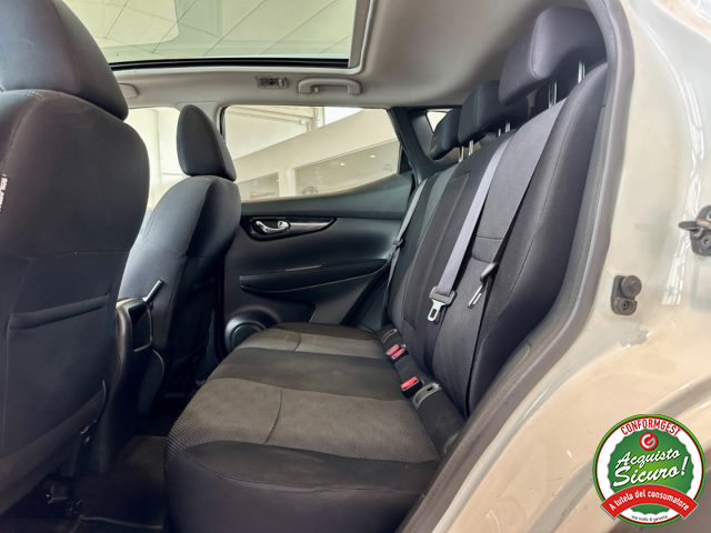 NISSAN Qashqai usata, con Park Distance Control