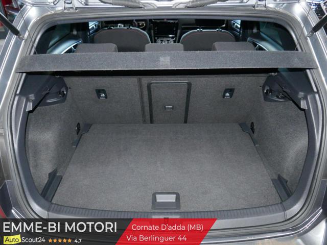 VOLKSWAGEN Golf GTI usata, con Autoradio