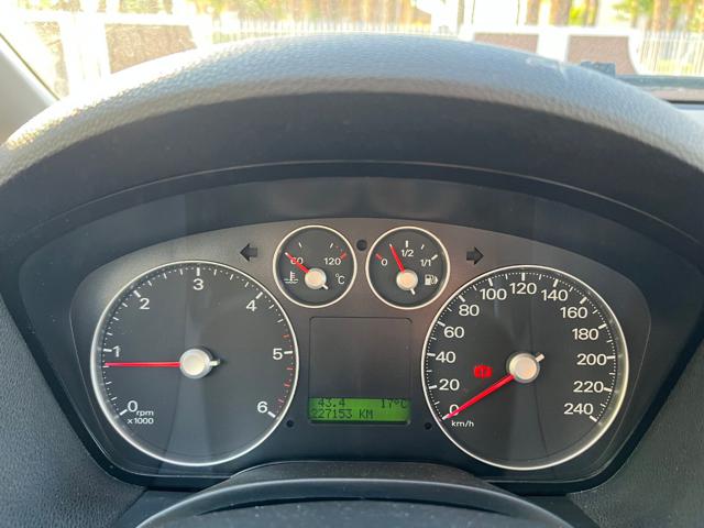 FORD Focus C-Max usata, con Specchietti laterali elettrici