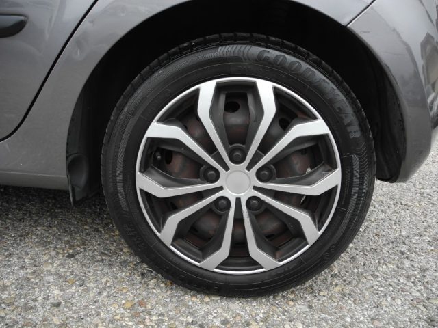 RENAULT Modus usata 45