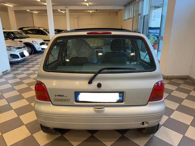 RENAULT Twingo usata, con Autoradio