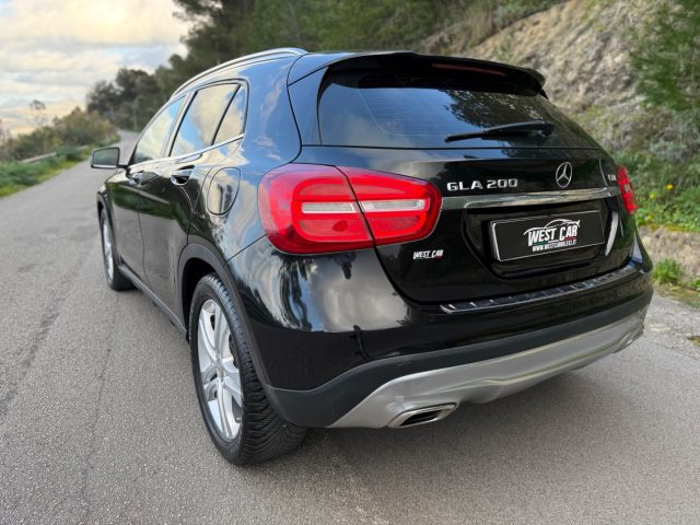 MERCEDES-BENZ GLA 200 usata, con Autoradio