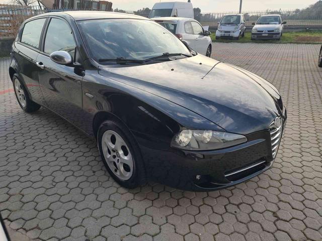 ALFA ROMEO 147 usata, con Cerchi in lega