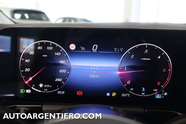 MERCEDES-BENZ GLA 180 usata, con Climatizzatore