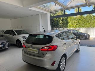 FORD Fiesta usata, con ESP